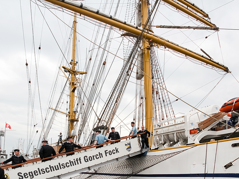 Gorch-Fock-an-Bord_mfw13__017307