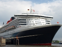 queen_mary_2_P5043437