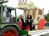 2011 grosse Festwagen