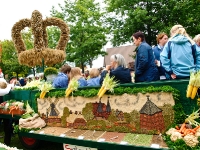 2011 grosse Festwagen