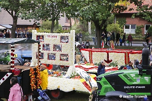 weitere Festwagen