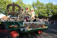 Festwagen Platz 2 - Wurzelkönigin