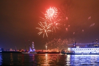 Hamburg Cruise Days 2015 - Feuerwerk