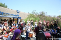 Abschlusskonzert am Brunnen