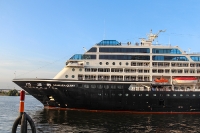 Azamara-Quest_mfw13__025236