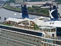 Celebrity Silhouette Taufe