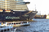 Mein Schiff 3 - Rundfahrt nach der Taufe