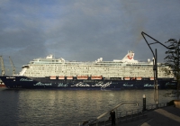 Mein Schiff 4