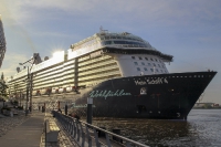 Mein Schiff 4