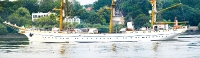 Gorch Fock - Auslaufen aus Hamburg